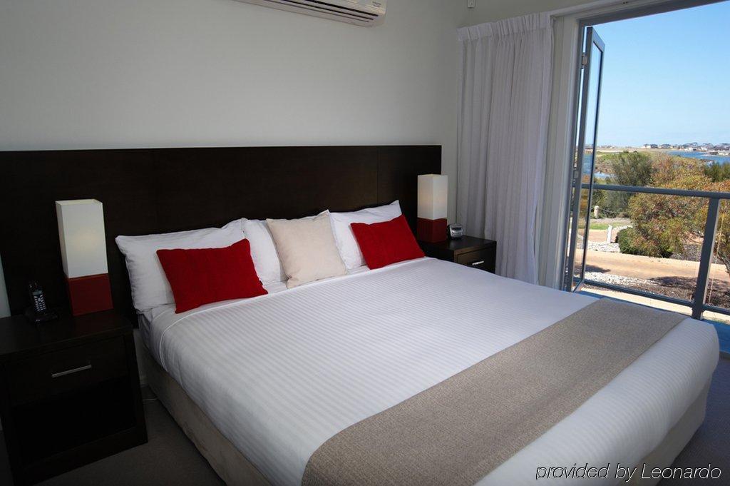 เควสแซงทัวรีเลคอพาร์ตเมนท์ Aparthotel พอยท์คุก ห้อง รูปภาพ